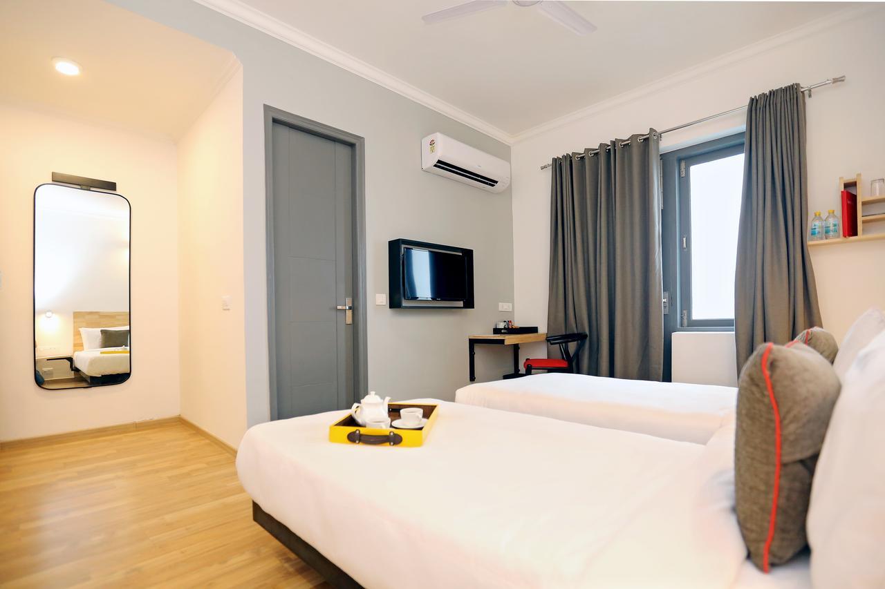 Oyo Townhouse 018 Medanta Otel Gurgaon Dış mekan fotoğraf